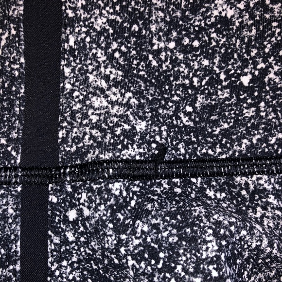 Lulu lemon Sleek & Strong leggings - Picture 3 of 3